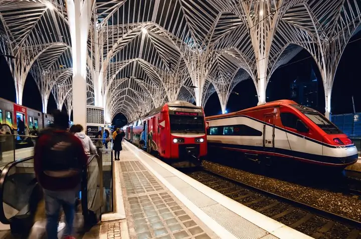 Portekiz Trenle Nasıl Gezilir?